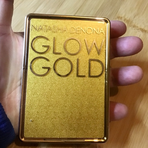 Natasha Denona glow gold highlighter pallet - Picture 4 of 6
